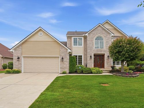 46288 Glen Pointe Dr, Shelby Township, MI, 48315-6125 | Card Image