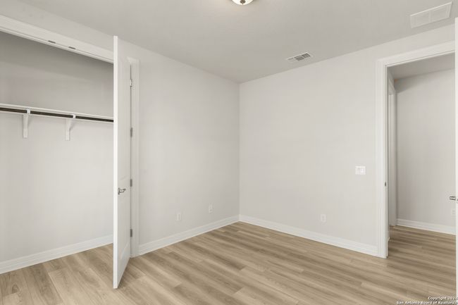 948 Nolte Bnd, House other with 3 bedrooms, 3 bathrooms and null parking in Seguin TX | Image 33
