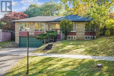 27 Bendale Blvd, House other with 5 bedrooms, 6 bathrooms and 6 parking in Scarborough ON | Image 2