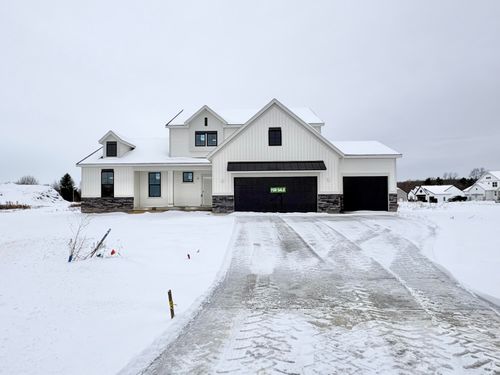 8047 Erie Dr, Byron Center, MI, 49315-9641 | Card Image