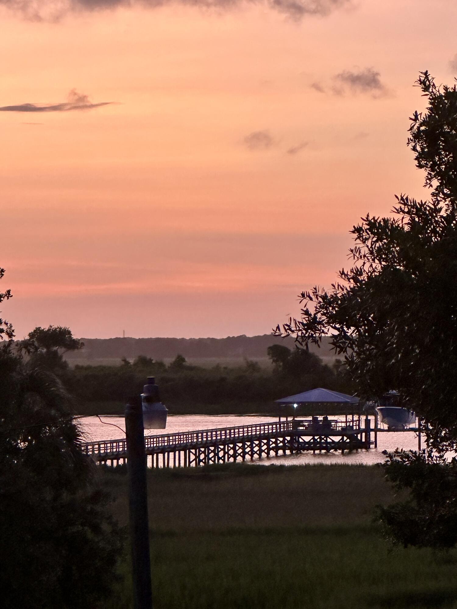 Waterway Blvd, Isle Of Palms, SC 29451