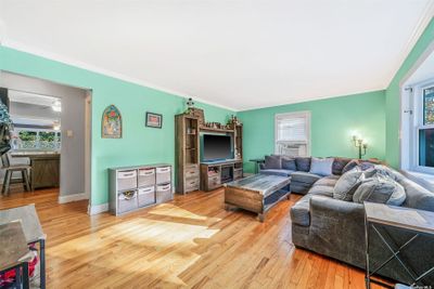 460 2nd Avenue W, House other with 4 bedrooms, 1 bathrooms and null parking in East Northport NY | Image 3