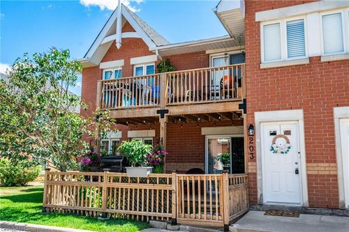 203-4140 Foxwood Dr, Burlington, ON, L7M4R4 | Card Image