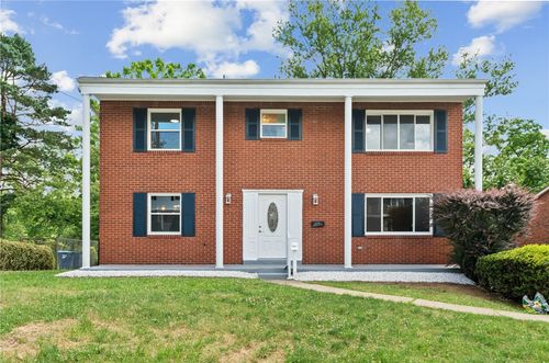 348 Fielding Dr, Penn Hills, PA, 15235-2018 | Card Image