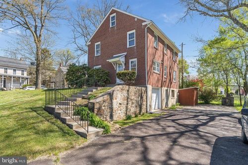 3202 Route 212, HELLERTOWN, PA, 18055-9618 | Card Image