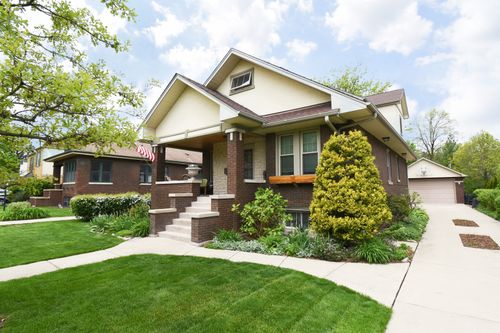 234 Southcote Rd, Riverside, IL, 60546-1602 | Card Image