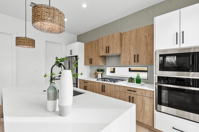 105 - 604 N Ewing Ave, Townhouse with 3 bedrooms, 4 bathrooms and null parking in Dallas TX | Image 11