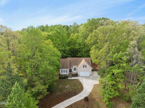 6004 Chittim Ct, Raleigh, NC, 27616-5456 | Card Image