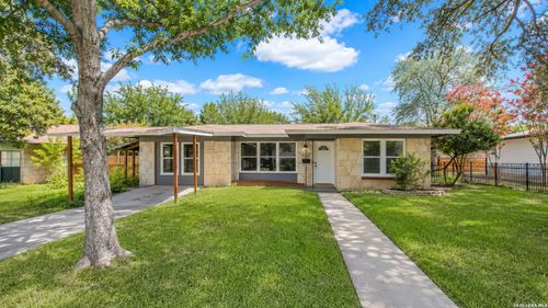 323 Maplewood Ln, San Antonio, TX, 78216-6847 | Card Image