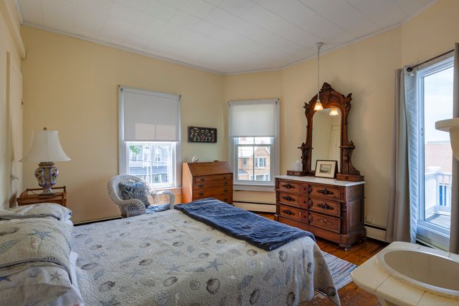 18 Prospect Hill Rd, House other with 6 bedrooms, 2 bathrooms and 1 parking in Branford CT | Image 19