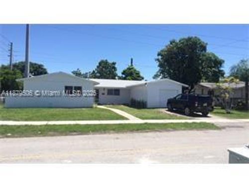 20001 Sw 112th Ave, Cutler Bay, FL, 33189-1116 | Card Image