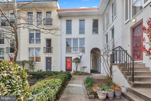 144-164 G St Sw, WASHINGTON, DC, 20024-4303 | Card Image