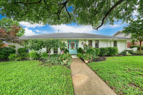 311 Canyon Valley Dr, Richardson, TX, 75080-1935 | Card Image