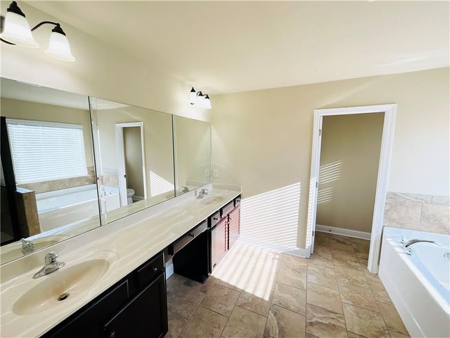 2378 Misty Ivy Ct, House other with 5 bedrooms, 4 bathrooms and 2 parking in Buford GA | Image 31