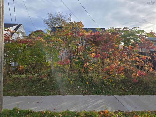 55 Archibald St, Truro, NS, B2N4R5 | Card Image