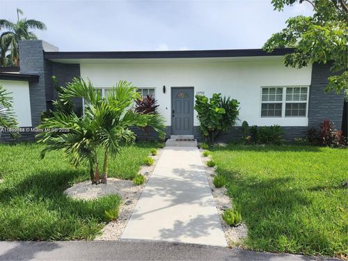 13751 Ne 1st Ave, Miami, FL, 33161-2721 | Card Image
