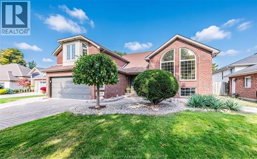 5929 Rosewood Cres, Lasalle, ON, N9J3L7 | Card Image