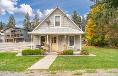 704 Birch Street, House other with 2 bedrooms, 1 bathrooms and 1 parking in Leavenworth WA | Image 3