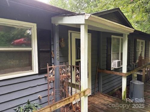 7864 Kinglet Rd, Connelly Springs, NC, 28612-7113 | Card Image