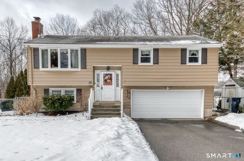 4 Arrow Dr, Terryville, CT, 06786-6834 | Card Image