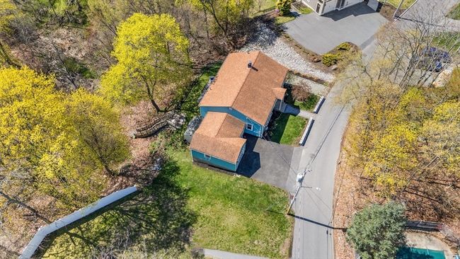6 Garden St, House other with 3 bedrooms, 2 bathrooms and 3 parking in Woburn MA | Image 4