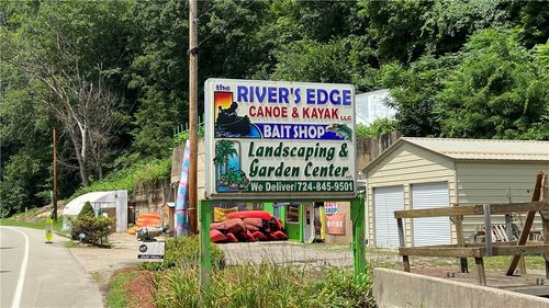 3158 River Rd, Leechburg, PA, 15656-4802 | Card Image