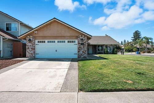 906 Ranch Rd, Galt, CA, 95632-8339 | Card Image