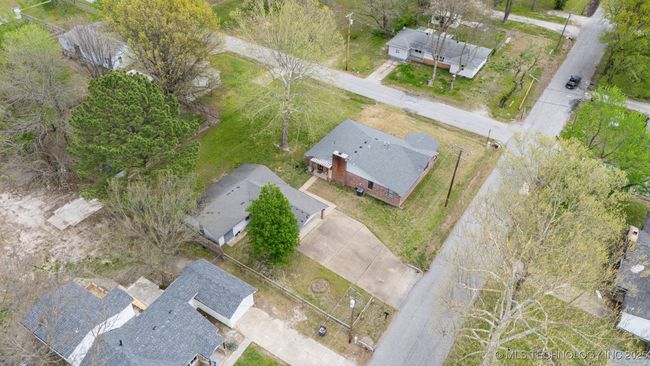 312 Mcbee St, House other with 3 bedrooms, 2 bathrooms and null parking in Commerce OK | Image 30
