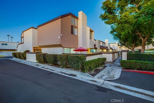 9678 Walker Ct, Cypress, CA, 90630-3894 | Card Image