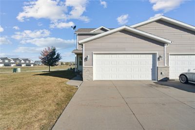 191 Alydar Drive, Condo with 4 bedrooms, 3 bathrooms and null parking in North Liberty IA | Image 1