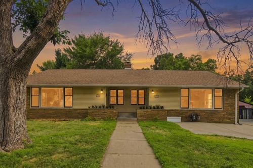 5410 44th Ave N, Robbinsdale, MN, 55422-1104 | Card Image
