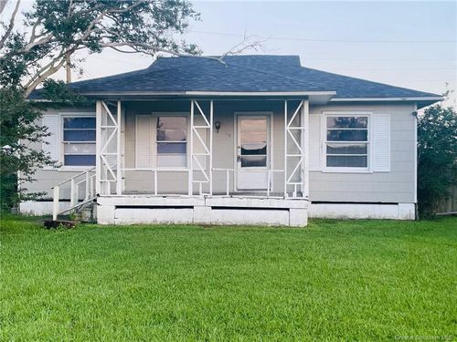 90 E Beech St, Sulphur, LA, 70663-5502 | Card Image