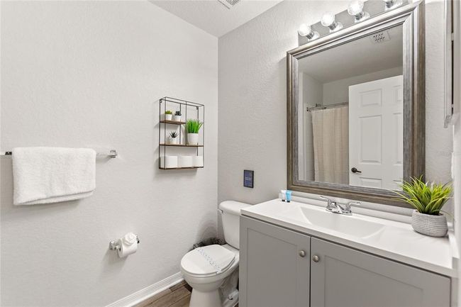 APT-104 - 4021 Venetian Bay Dr, Townhouse with 3 bedrooms, 2 bathrooms and null parking in KISSIMMEE FL | Image 24