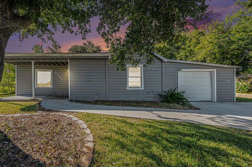 3303 1st Ave N, Texas City, TX, 77590-6601 | Card Image