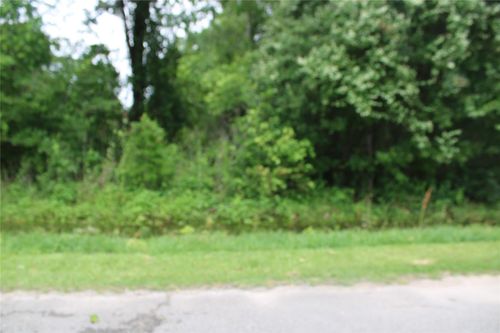 165 County Road 1335c, Liberty, TX, 77575-8168 | Card Image