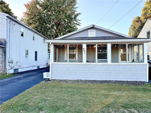 607 Grant St, East Rochester, NY, 14445-2105 | Card Image