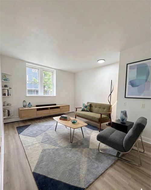 apt-g3-366 Main St, Warren, RI, 02885-4337 | Card Image