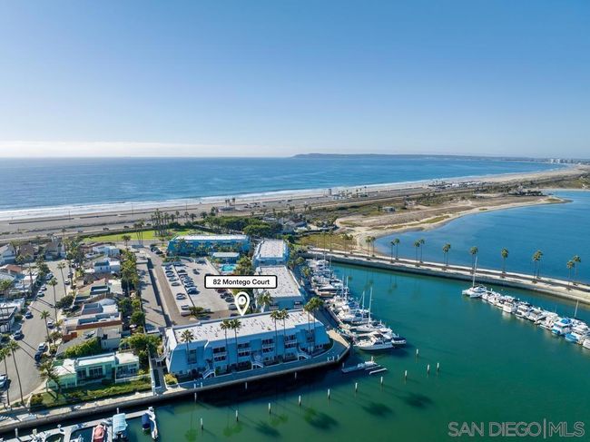 64 Montego Ct, Condo with 2 bedrooms, 3 bathrooms and 2 parking in Coronado CA | Image 20