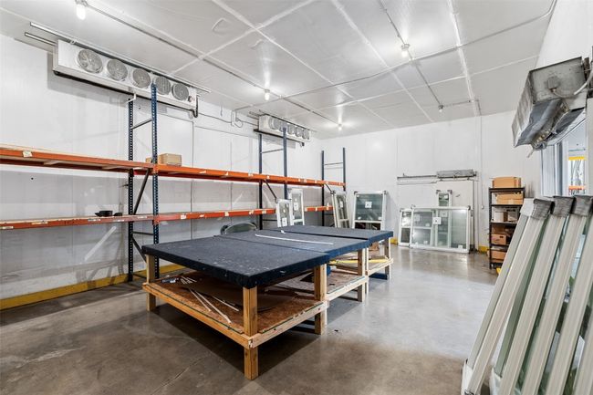Large cooler | Image 22