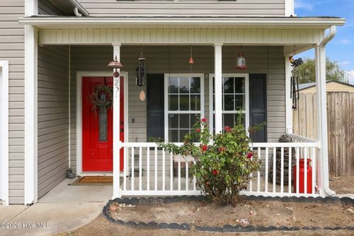 251 Richlands Rd, Trenton, NC, 28585-6117 | Card Image