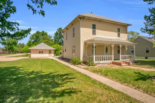 105 E 1st St, Shelton, NE, 68876-9616 | Card Image