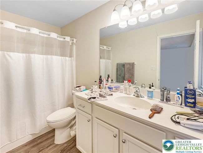 32 W Clark St, House other with 4 bedrooms, 4 bathrooms and null parking in HELLERTOWN PA | Image 14