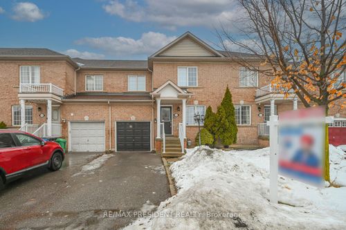 113 Tianalee Cres, Brampton, ON, L7A2K8 | Card Image