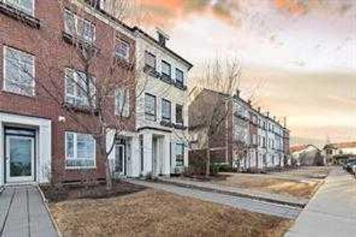 231 Copperpond Common Se, Calgary, AB, T2Z1G5 | Card Image