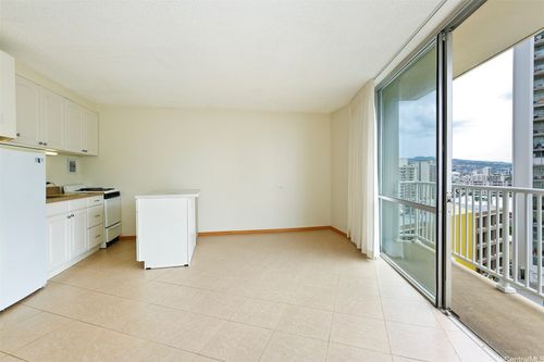 1108-750 Amana St, Honolulu, HI, 96814-5013 | Card Image