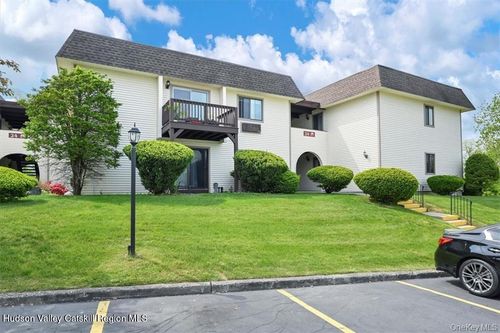1b-24 Village Ct, East Fishkill, NY, 12533-8120 | Card Image