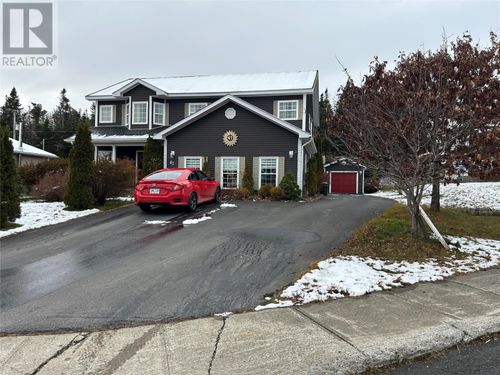 {{alt}} | Card Image