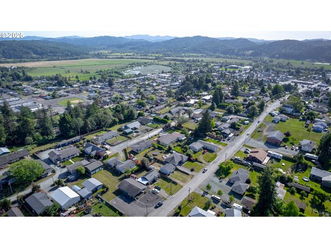 1636 Maple St, House other with 2 bedrooms, 1 bathrooms and null parking in Myrtle Point OR | Image 24
