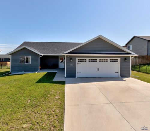 1208 Kodiak Dr, Box Elder, SD, 57719-4303 | Card Image