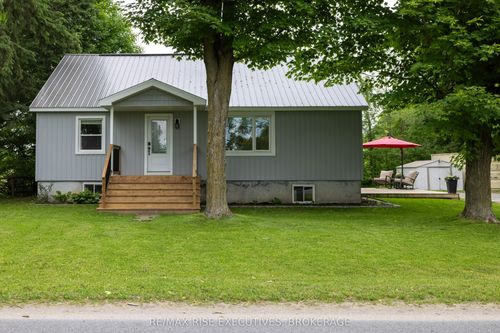 3986 Boyce Rd, Harrowsmith, ON, K0H1V0 | Card Image